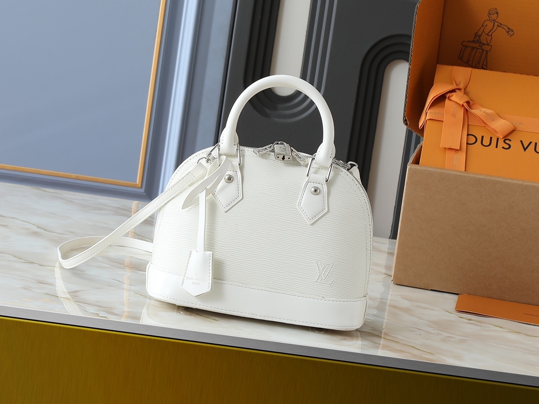 LOUIS VUITTON ルイヴィトン Alma BB クロスボディバッグ