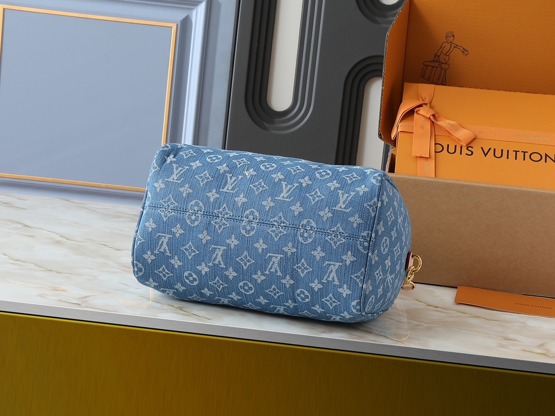 LOUIS VUITTON ルイヴィトン Speedy Soft 30 クロスボディバッグ