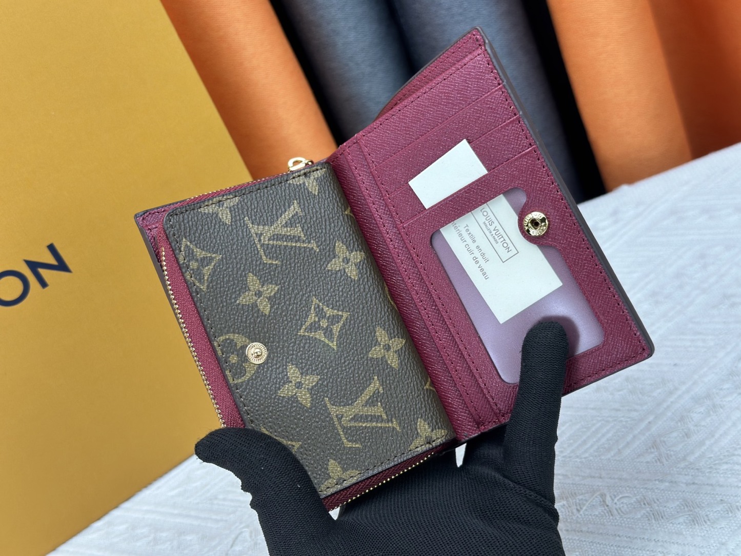 LOUIS VUITTON（ルイヴィトン）財布 M60235