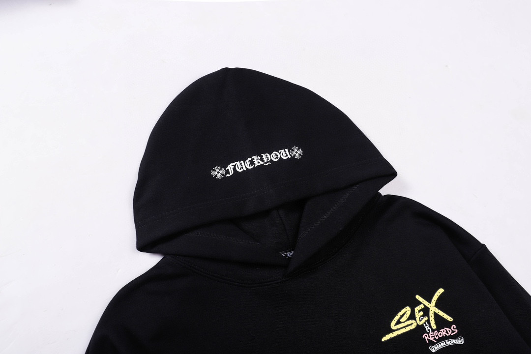 【CHROME HEARTS】クロムハーツ パーカー 男女兼用、ご好評に付き再入荷！