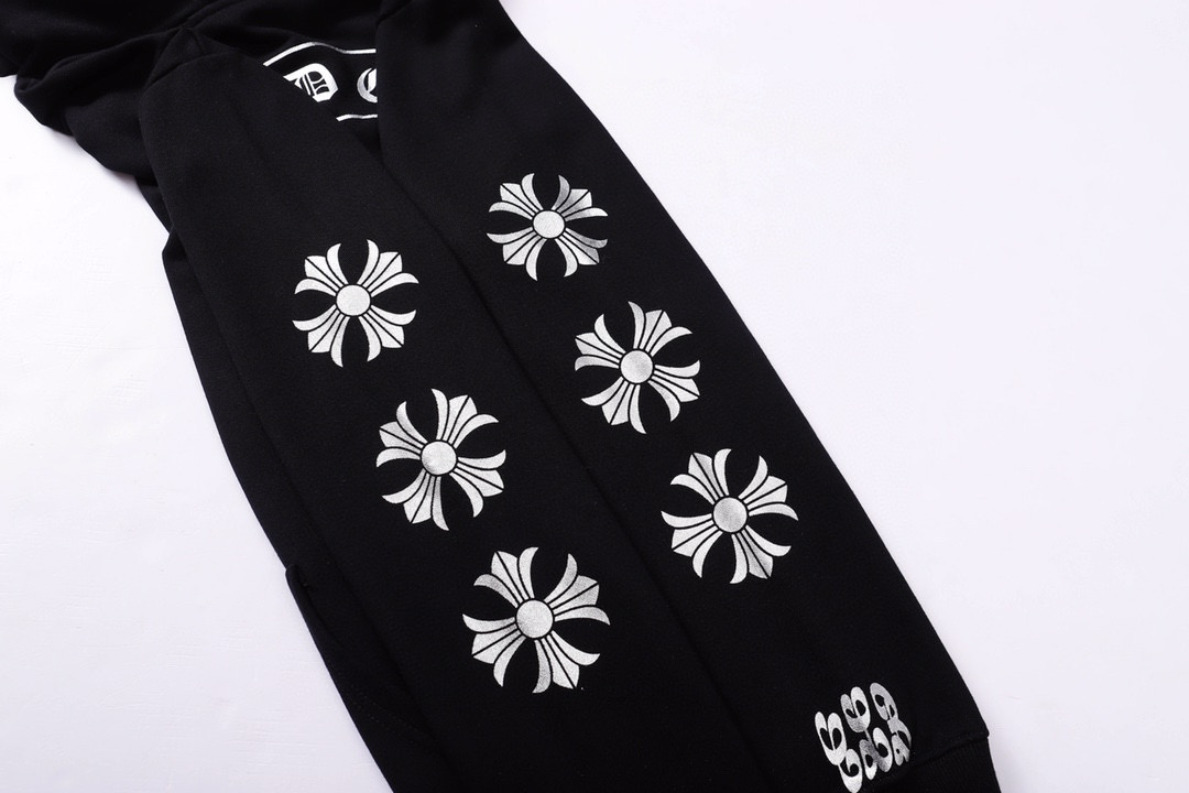 【CHROME HEARTS】クロムハーツ パーカー 男女兼用、ご好評に付き再入荷！