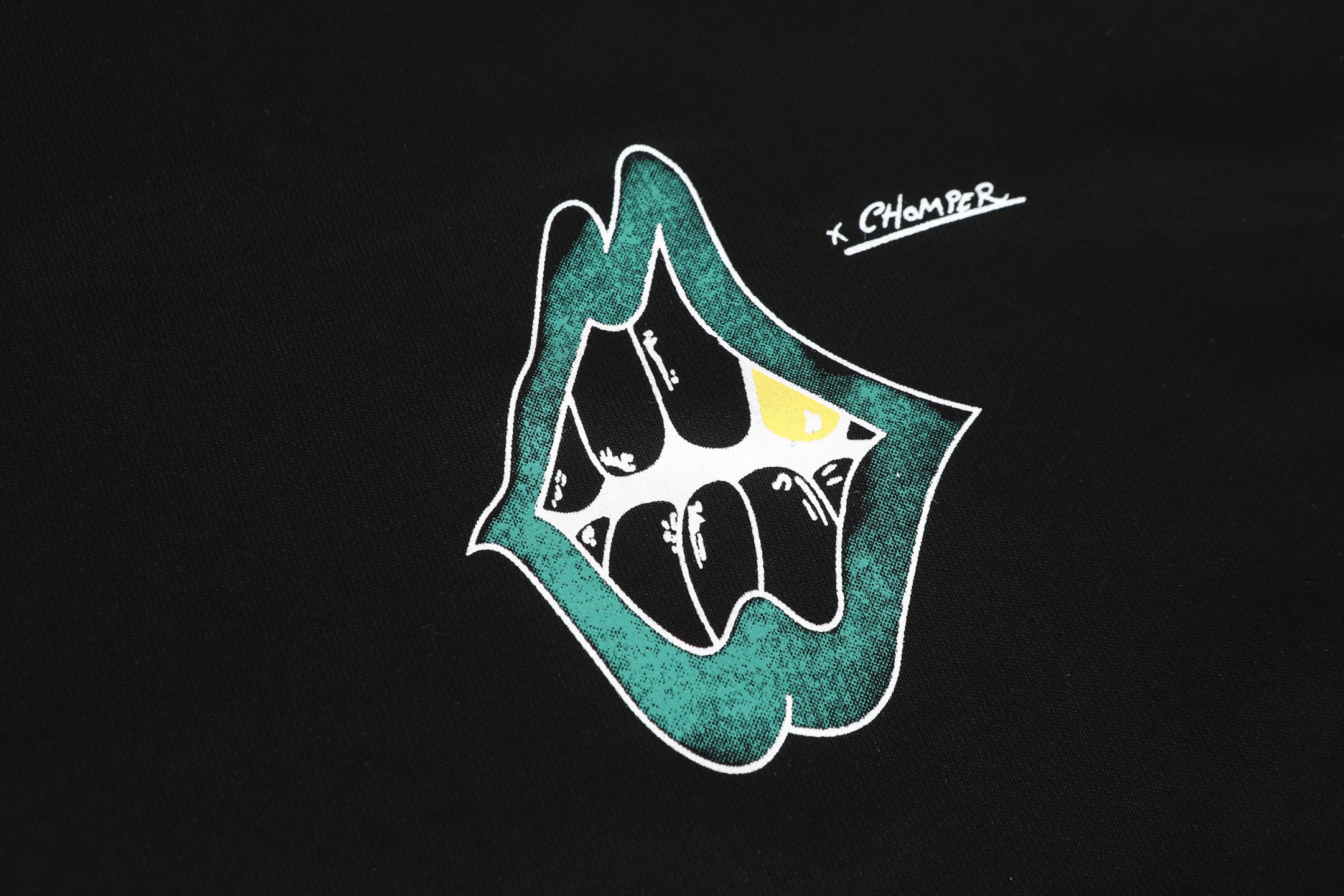 【CHROME HEARTS】パーカー