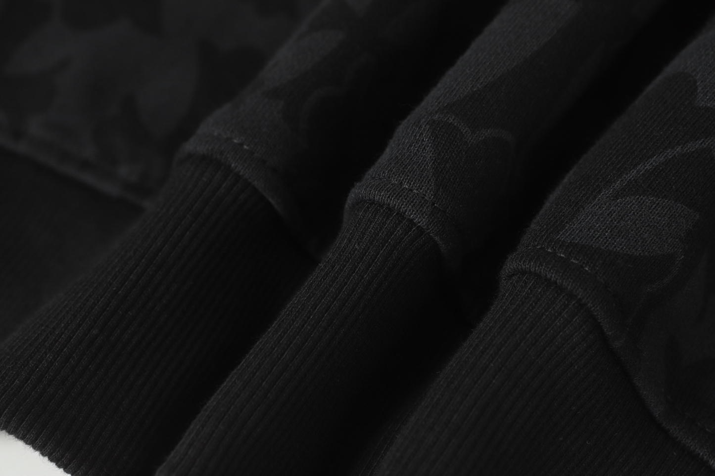 【CHROME HEARTS】パーカー