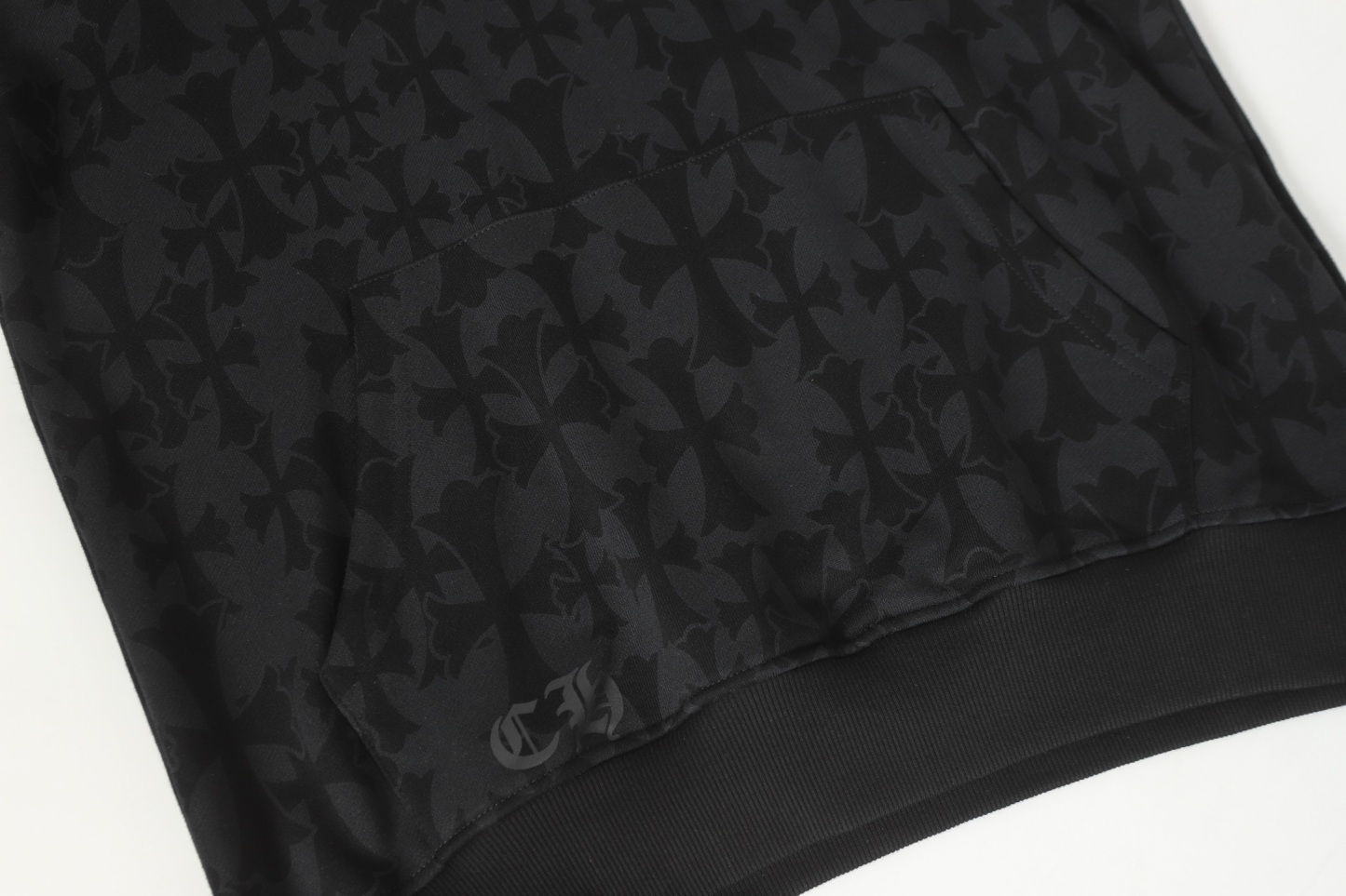 【CHROME HEARTS】パーカー