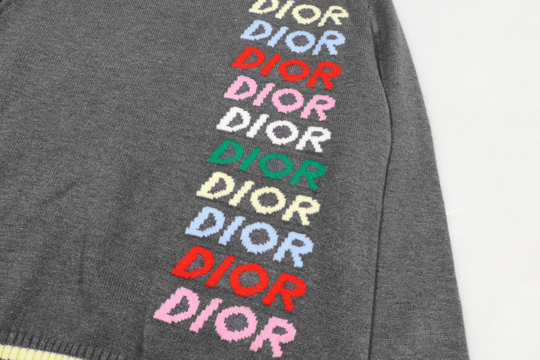 【DIOR旗艦店】ディオール セーター 男女兼用 ご好評に付き再入荷！