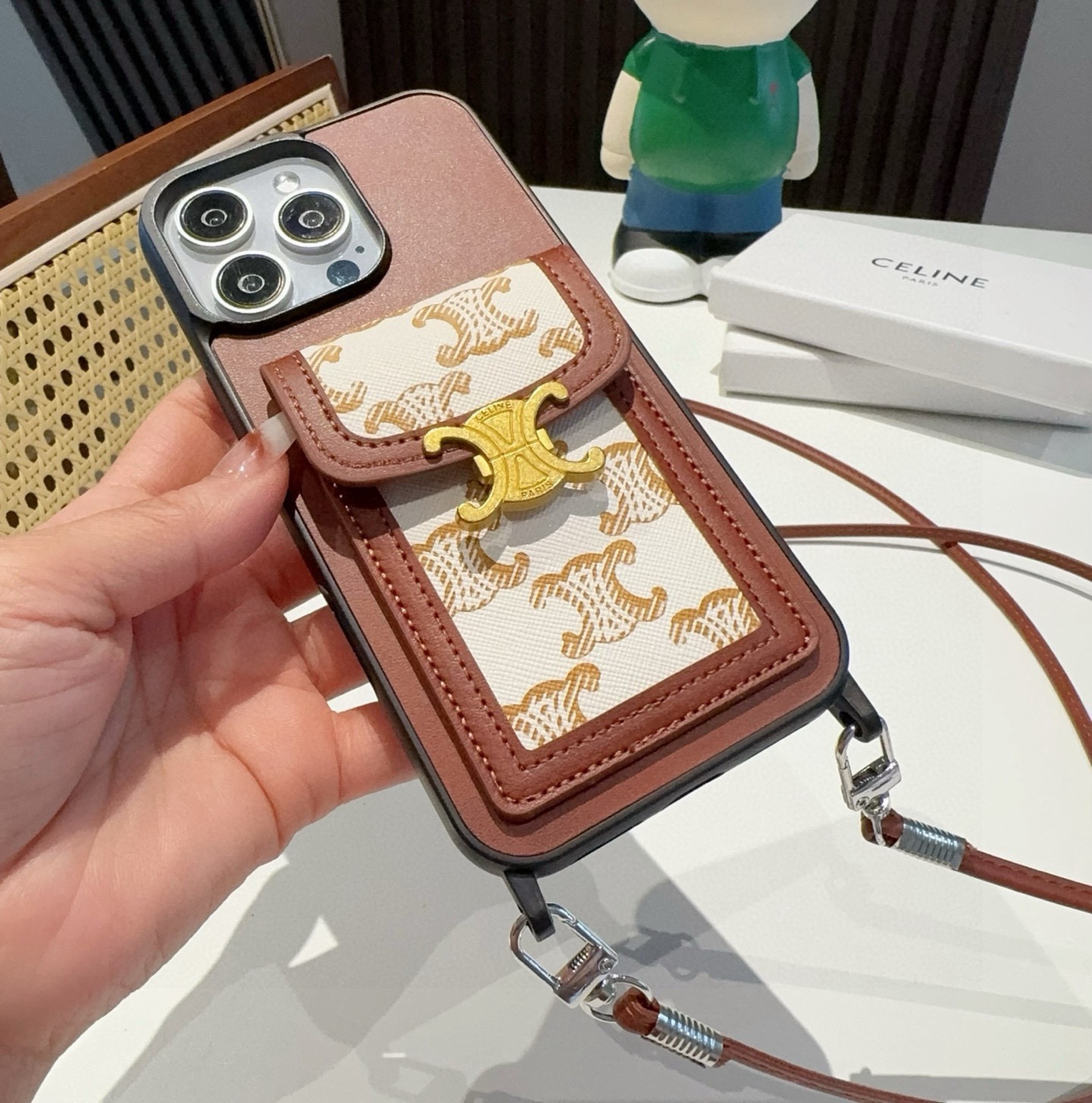 CELINE  セリーヌ スマホケース iPhoneシリーズに適しています