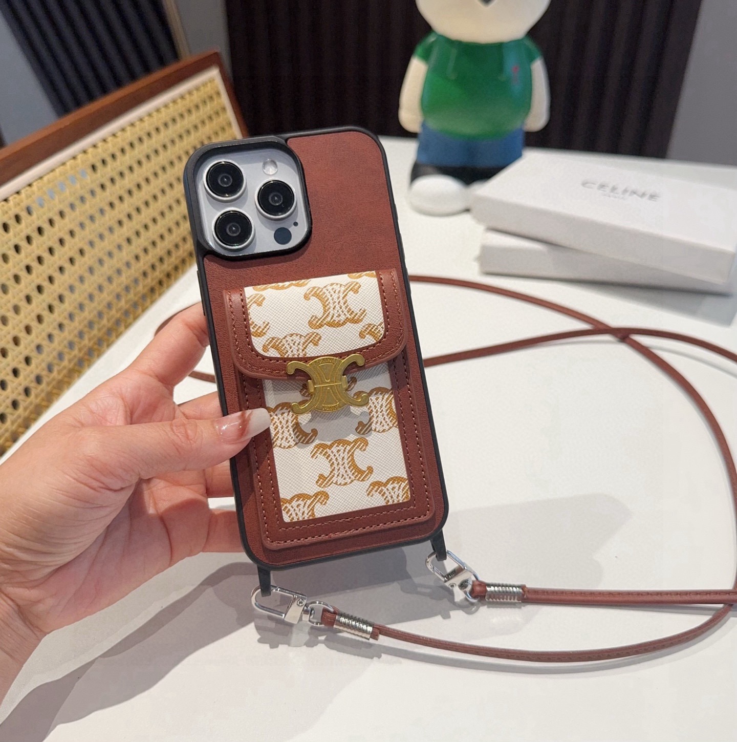 CELINE  セリーヌ スマホケース iPhoneシリーズに適しています