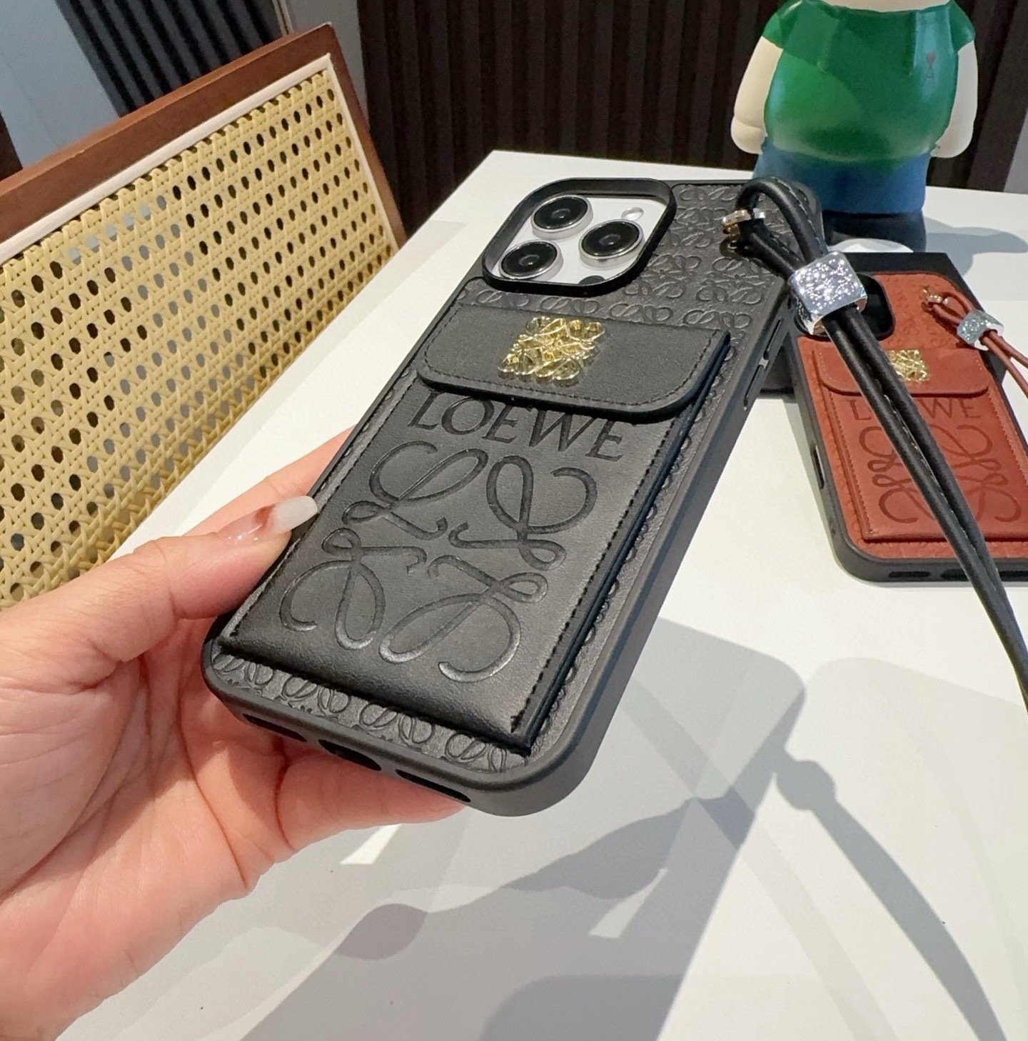 LOEWE ロエベ スマホケース iPhoneシリーズに適しています