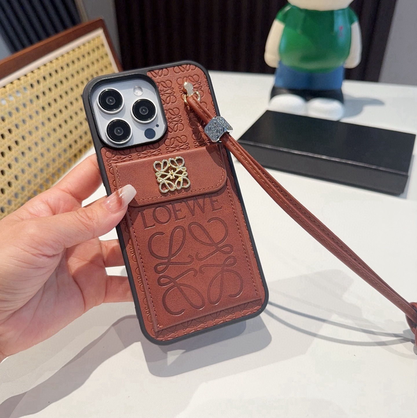 LOEWE ロエベ スマホケース iPhoneシリーズに適しています