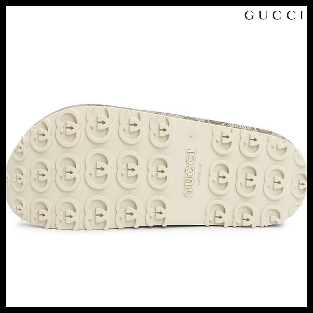 【GUCCI】インターロッキング G エンボスロゴ スリッパ ベージュ エボニー