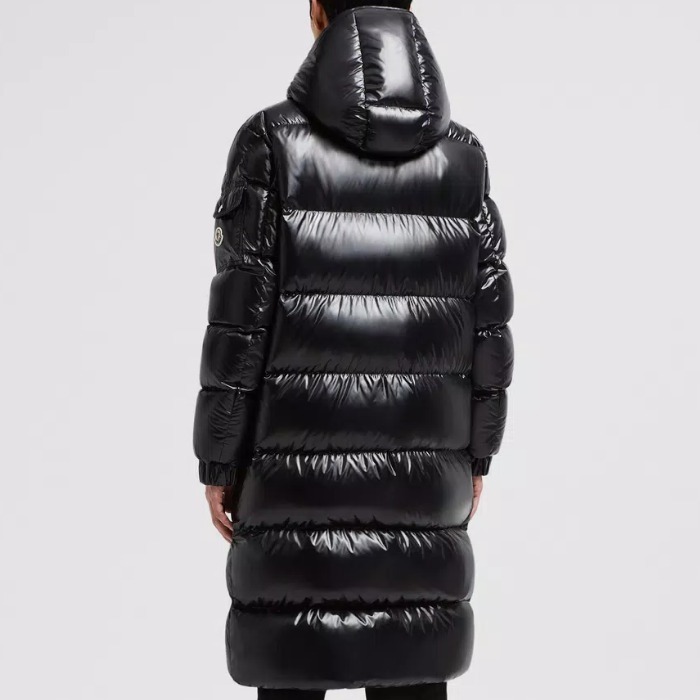 【MONCLER公式 旗艦店】モンクレール ダウンジャケット、ご好評に付き再入荷！