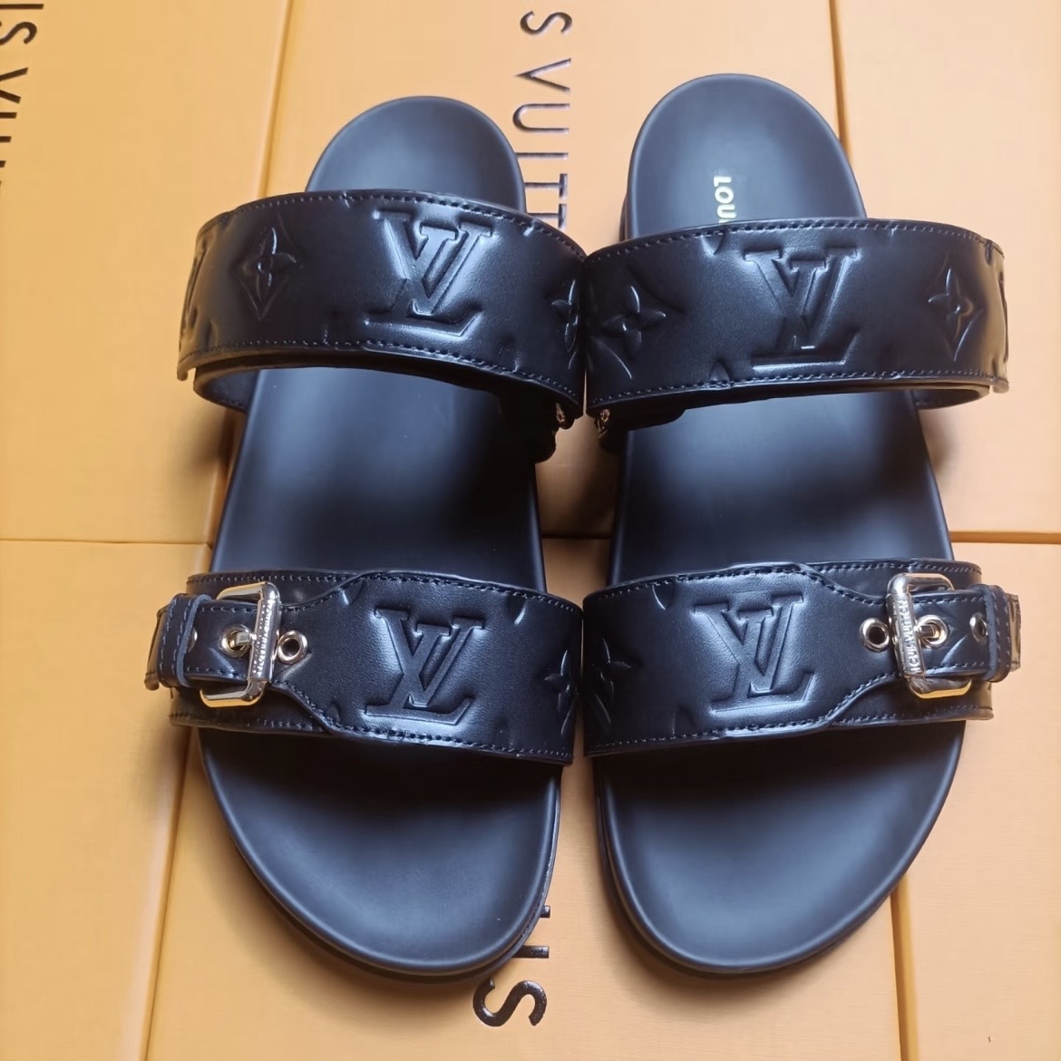 【上質で使いやすい】Louis Vuitton ボンディア ミュール