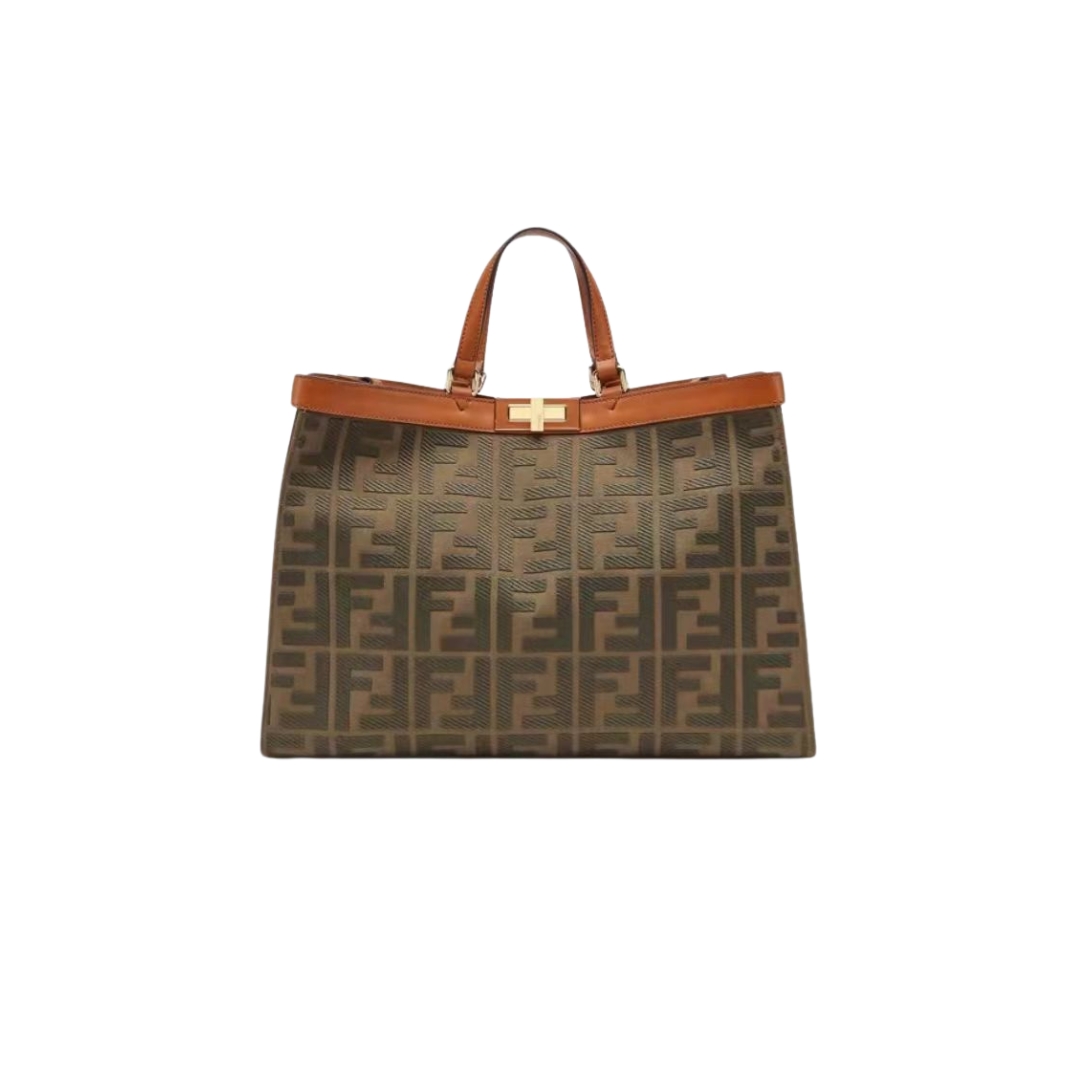 FENDI（フェンディ） ハンドバッグ41x29.5x16cm