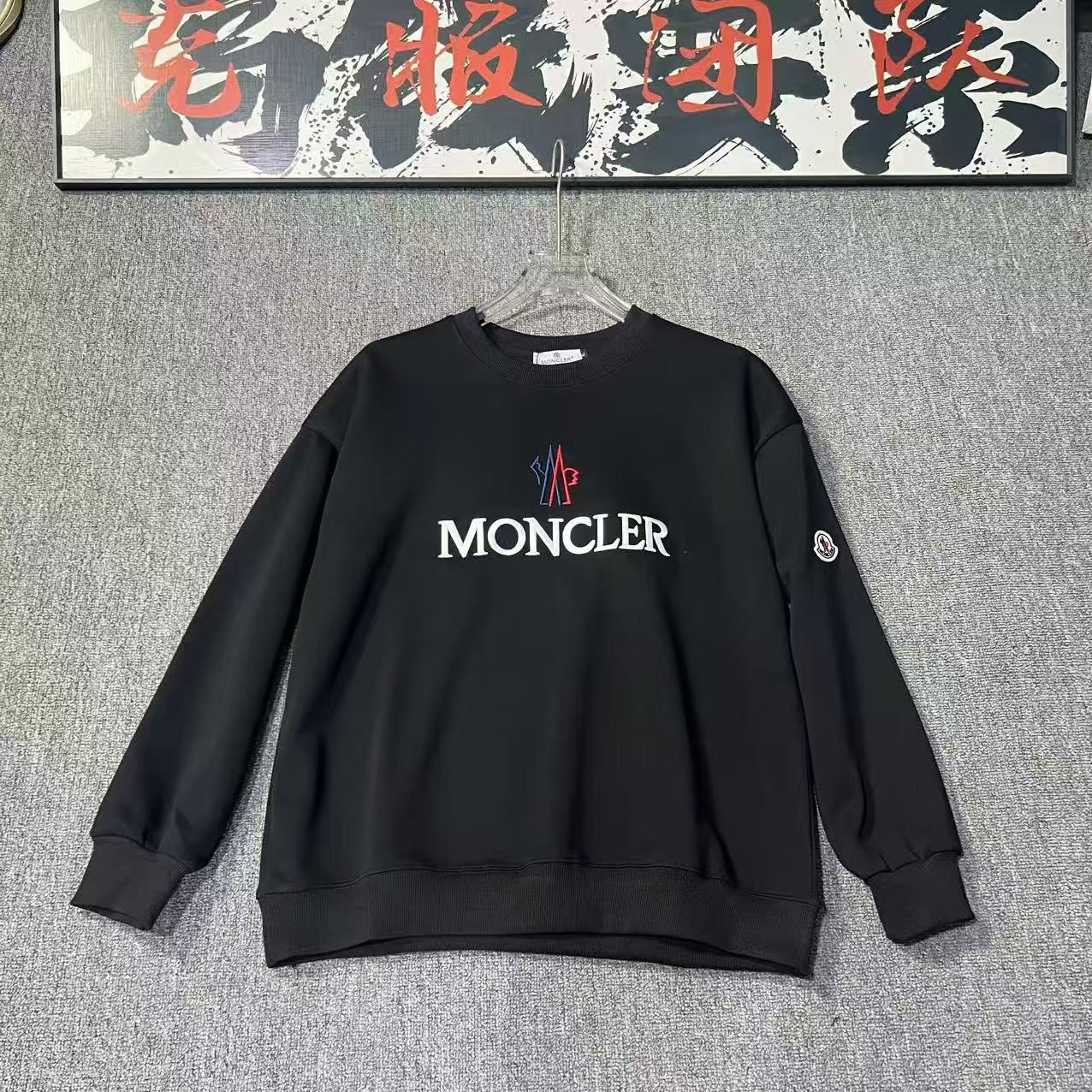 『M-4XL』新しい春と秋のトレンドの刺繍のカップルの同じスタイルのゆったりとしたラウンドネックの長袖