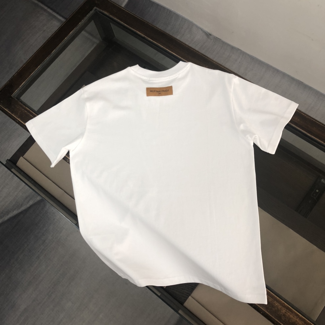 夏新作、ラウンドネック半袖Tシャツ、ユニセックス、トレンド感満載のトップス