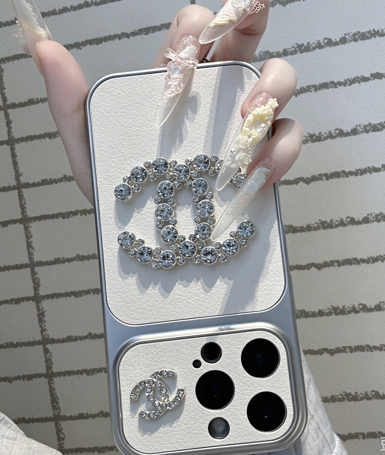 ジュー装飾 スマホケース キラキラ 高級感 耐衝撃 カメラ保護 おしゃれ携帯カバー