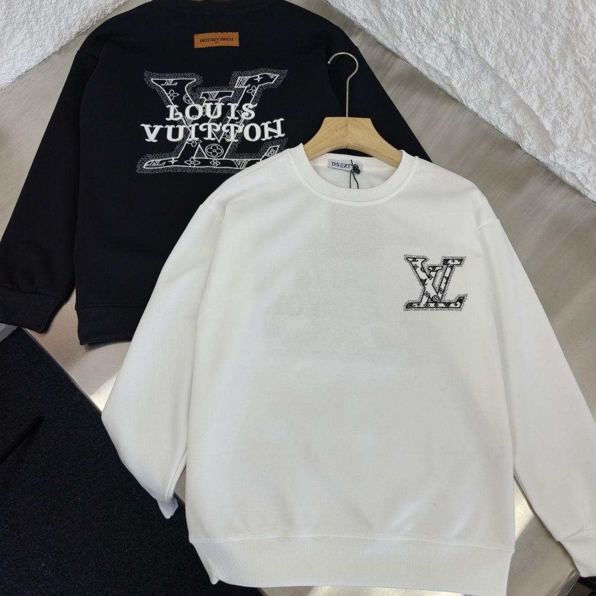 『L-4XL』秋に活躍する万能な刺繍入りメンズカップルラウンドネックカジュアルファッションスウェットシャツ