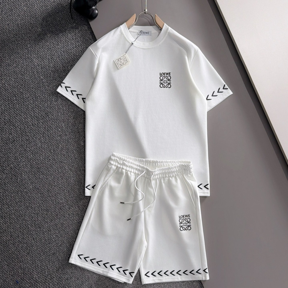 『M-3XL』男性向けの、新しくてトレンディでスタイリッシュなカジュアルなツーピースの夏用半袖スーツ