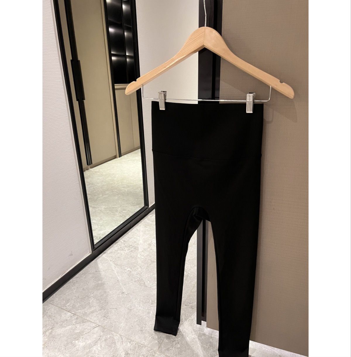 『S-L』人気爆発中 元気いっぱい ファッション フェミニン セクシートップス