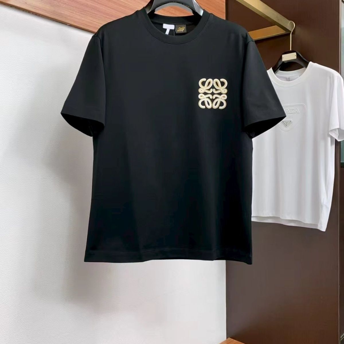 『S-XL』トレンディな新作刺繍入り、着回しの効くゆったりとしたクルーネック半袖Tシャツ