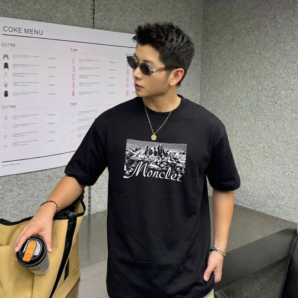 『S-2XL』夏にぴったりのファッショナブルな男女兼用カジュアルプリントTシャツ、汎用性の高いトレンディなクルーネック半袖
