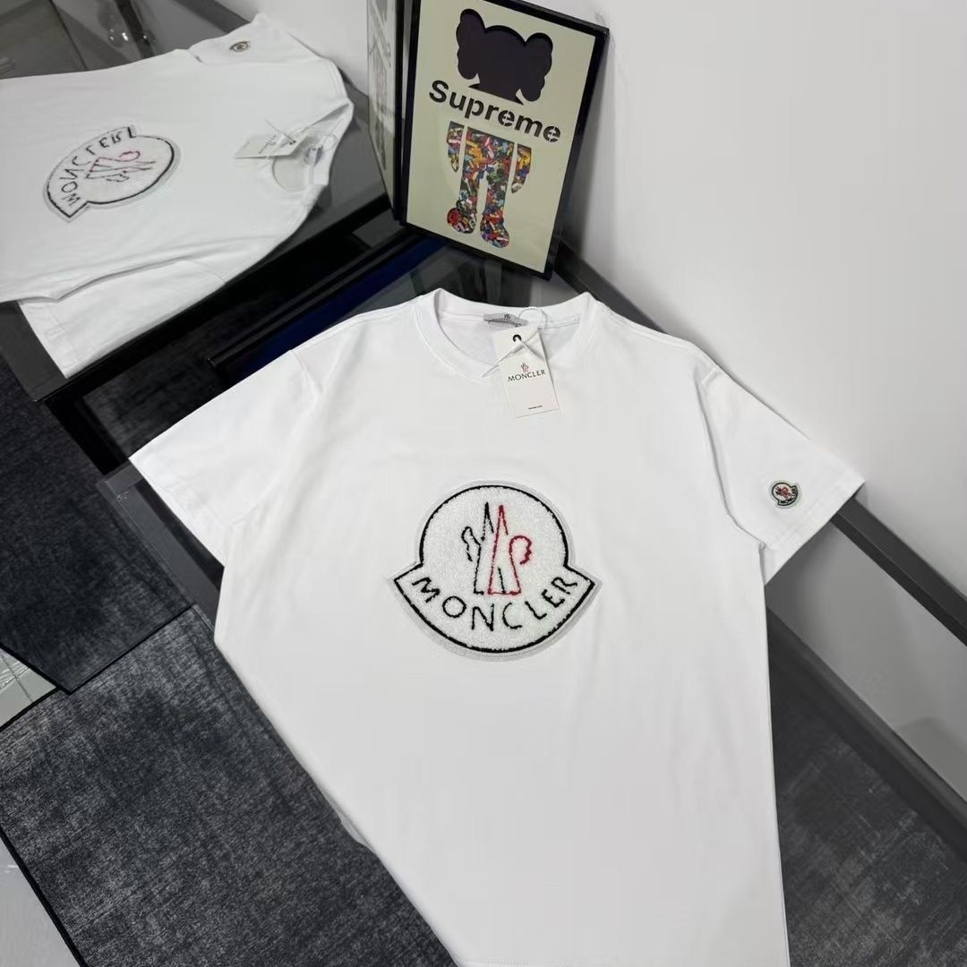 『M-4XL』夏の人気丸首トレンド半袖Tシャツ、ゆったり、スポーツ、ストリートスタイル、合わせやすい、高品質