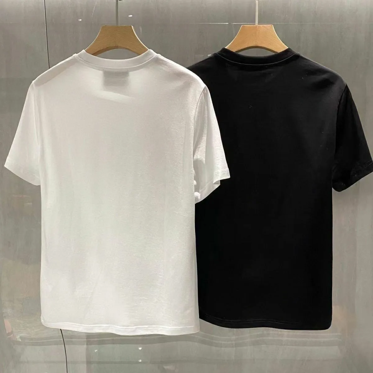 【S-5XL】人気急上昇 ファッション ラウンドネック アルファベット 半袖 目立つ 売れ筋 Tシャツ