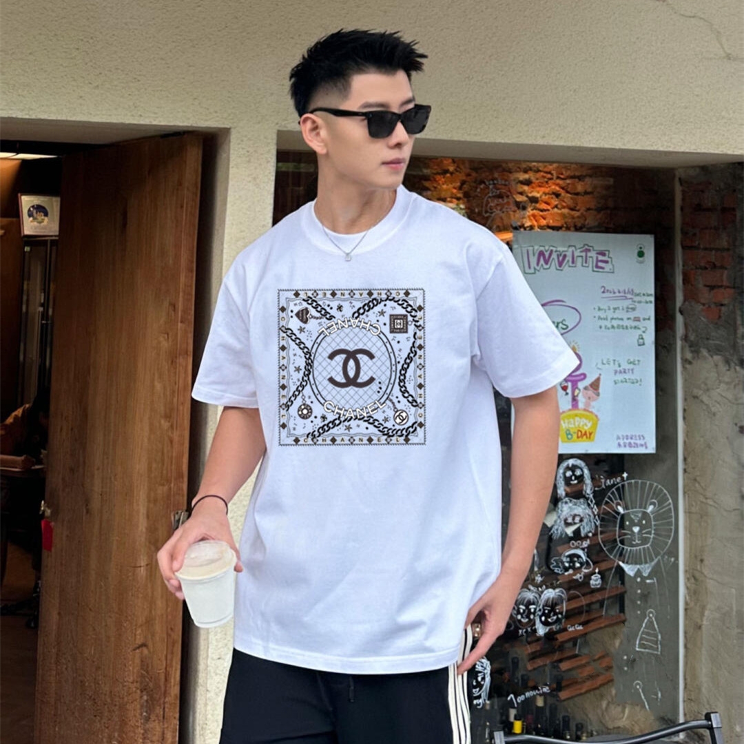 『S-4XL』着心地バツグン 季節を先取り 高見えデザイン ヴィンテージ風 さらさら素材 Ｔシャツ
