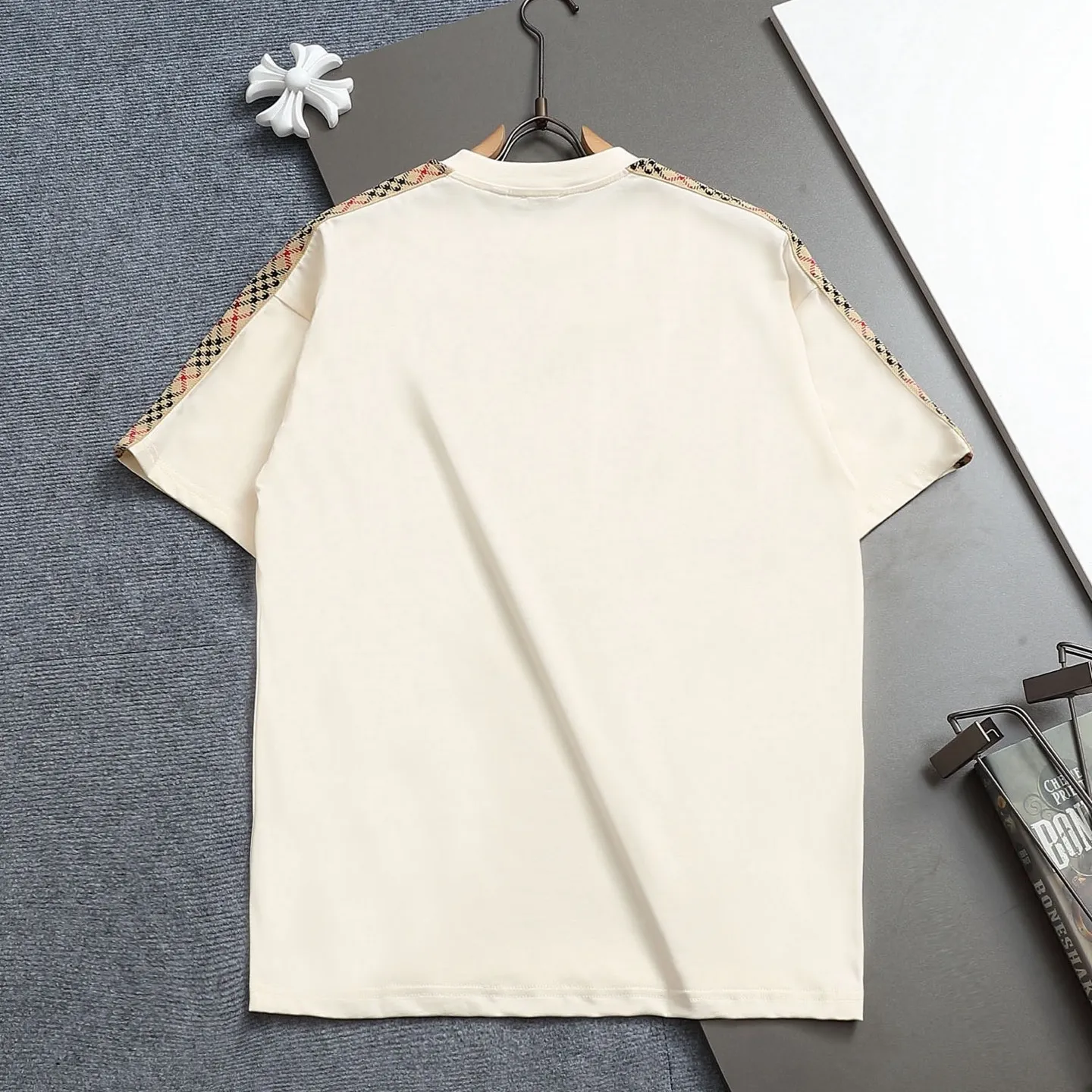 『XS-L』大人の定番 三色選べる クラッシック高級感 Tシャツ