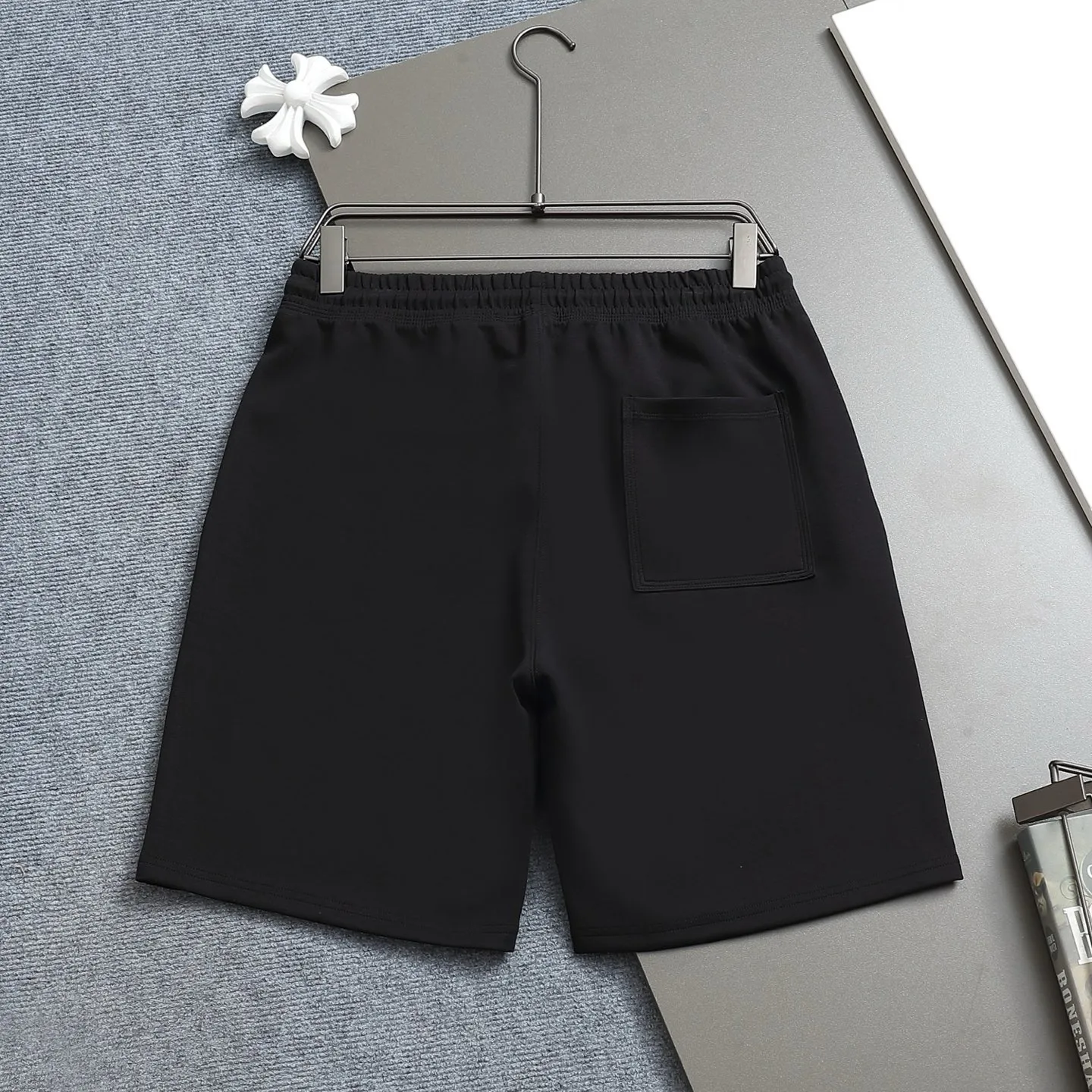 『XS-L』多色展開 カ高級感 ゆったり 合わせやすい ショートパンツ