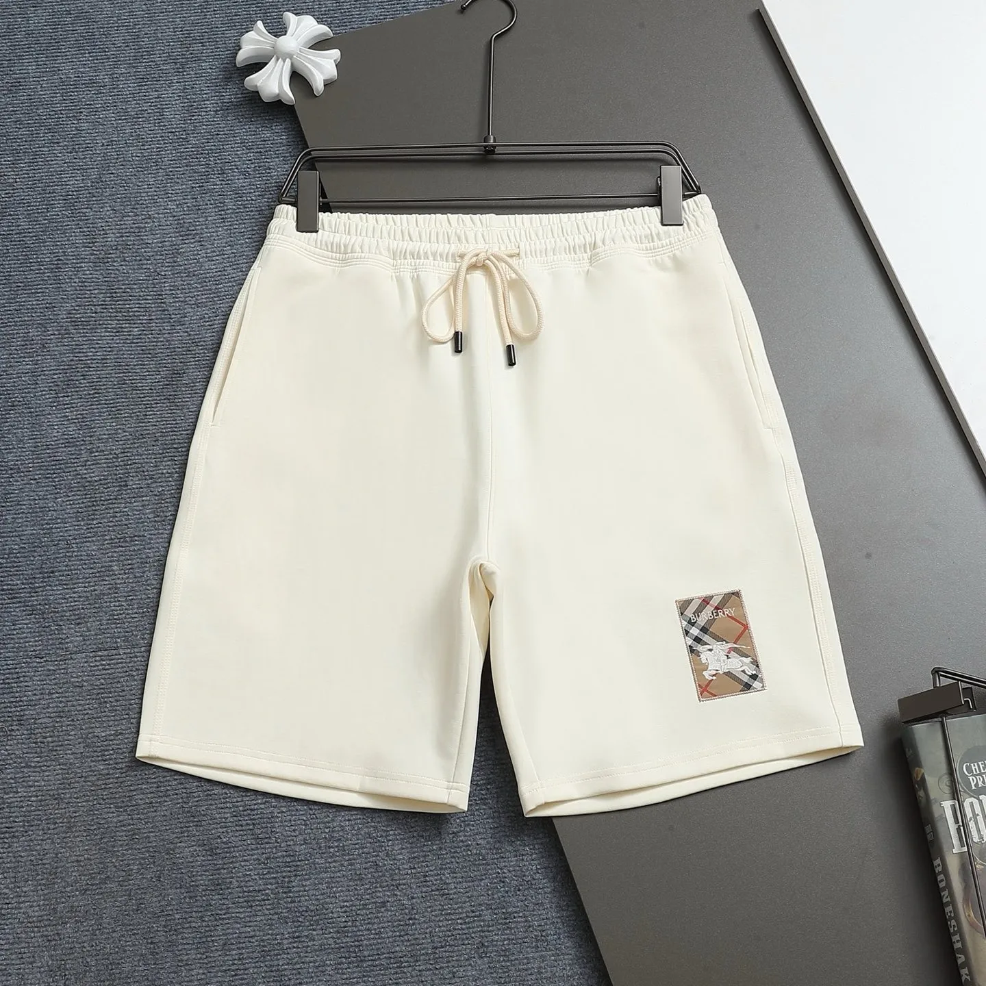 『XS-L』多色展開 カ高級感 ゆったり 合わせやすい ショートパンツ