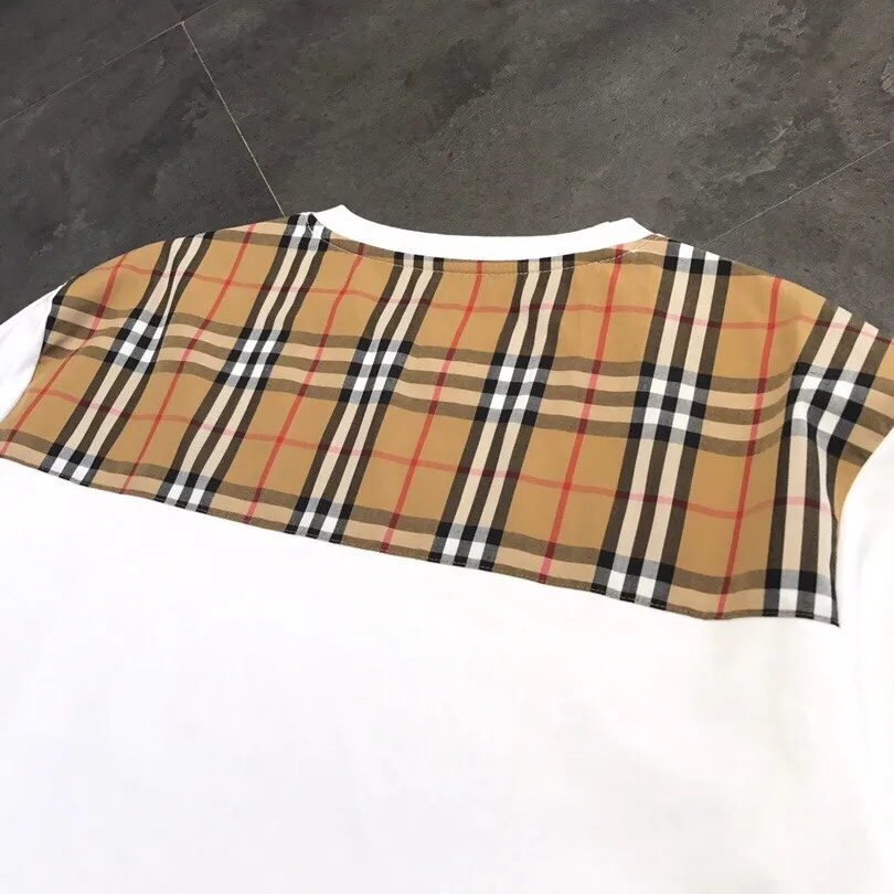 『M-XL』オーバーサイズ 軽やかな着心地 カジュアル  ポケット付き Tシャツ