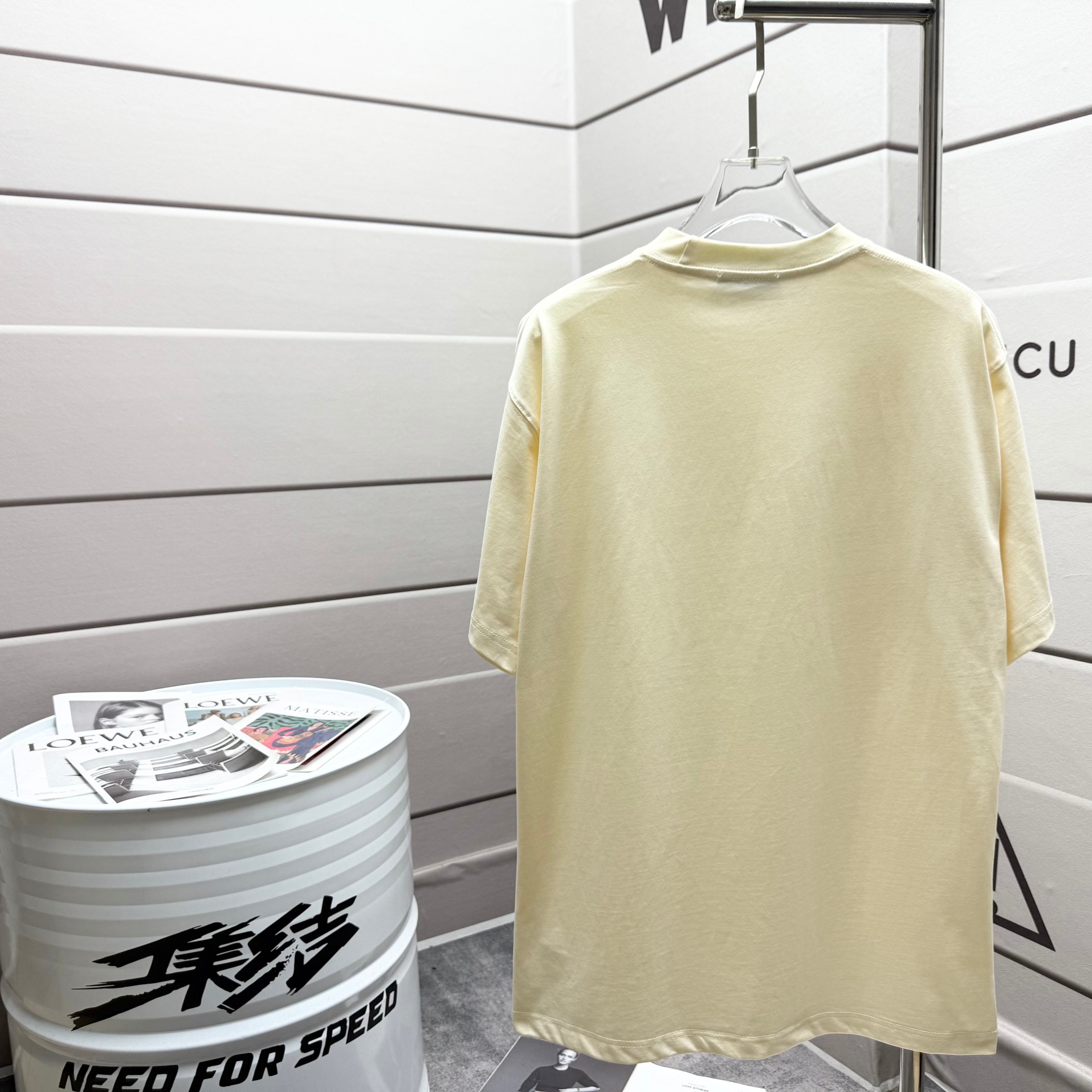 『XS-L』大人気 今季も大流行 シンプル カジュアル 質感のいい ルーズ Ｔシャツ
