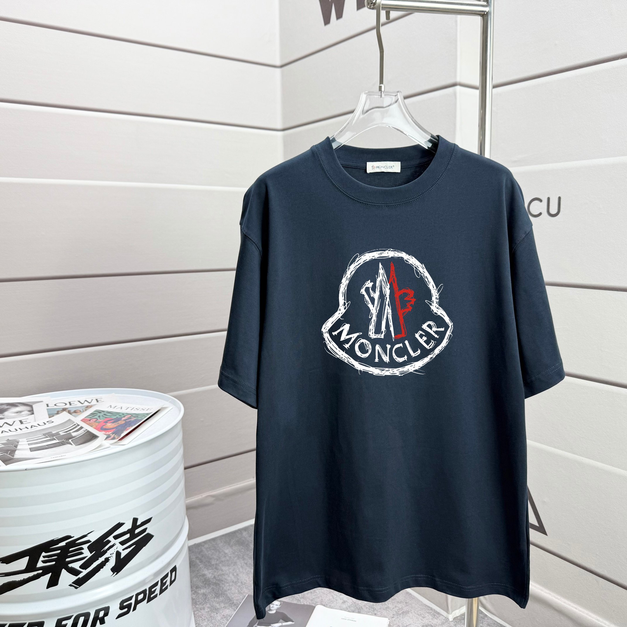 『XS-L』大人気 今季も大流行 シンプル カジュアル 質感のいい ルーズ Ｔシャツ
