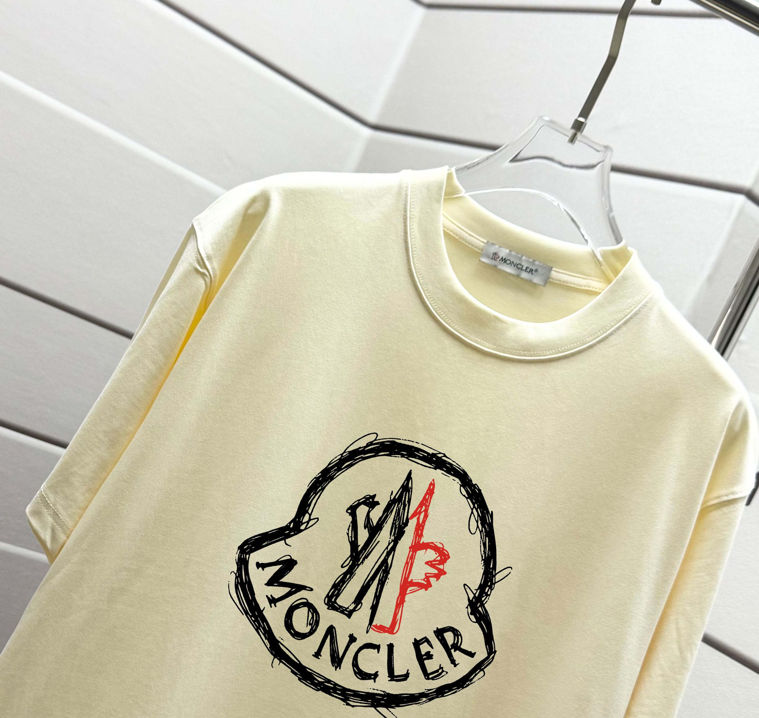 『XS-L』大人気 今季も大流行 シンプル カジュアル 質感のいい ルーズ Ｔシャツ