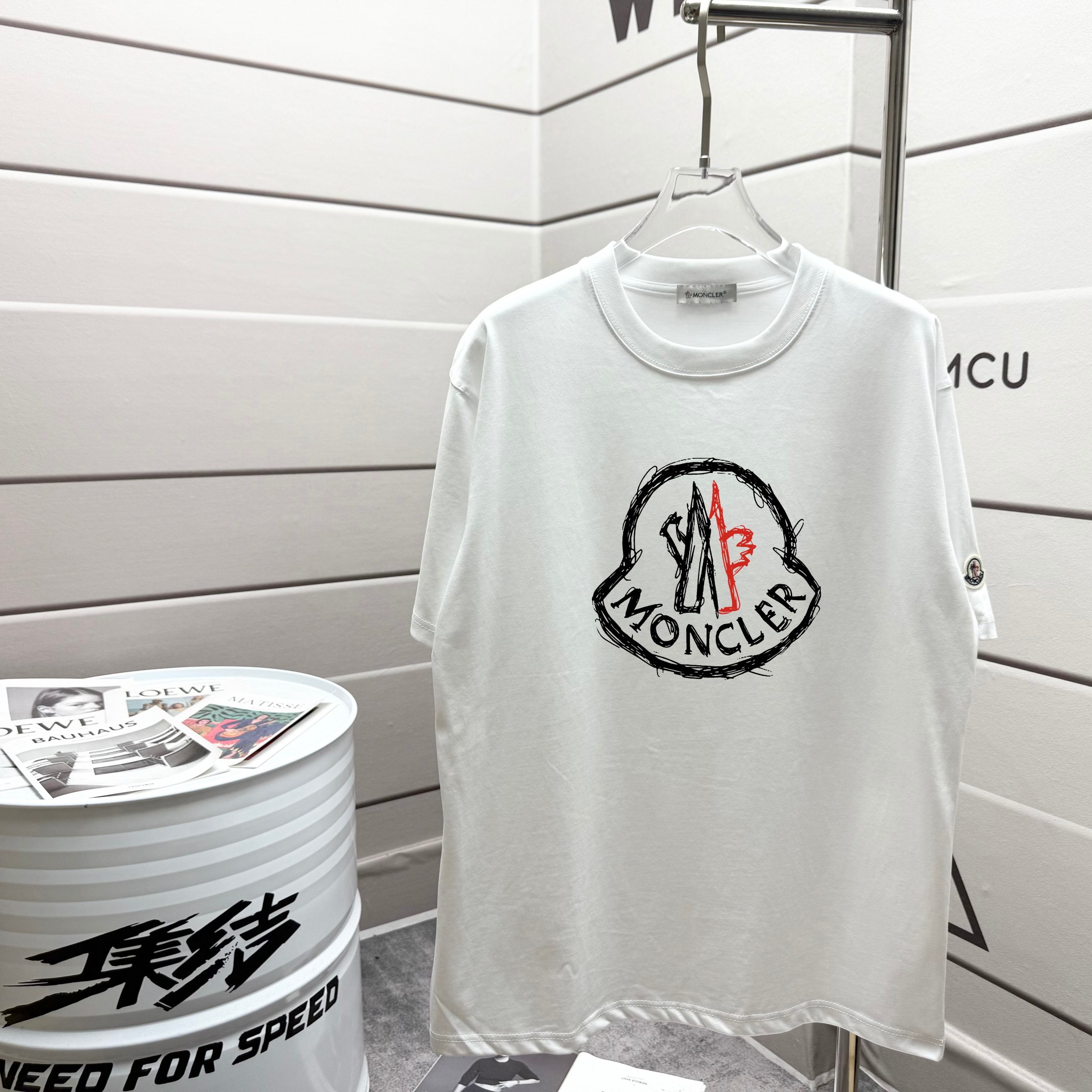 『XS-L』大人気 今季も大流行 シンプル カジュアル 質感のいい ルーズ Ｔシャツ