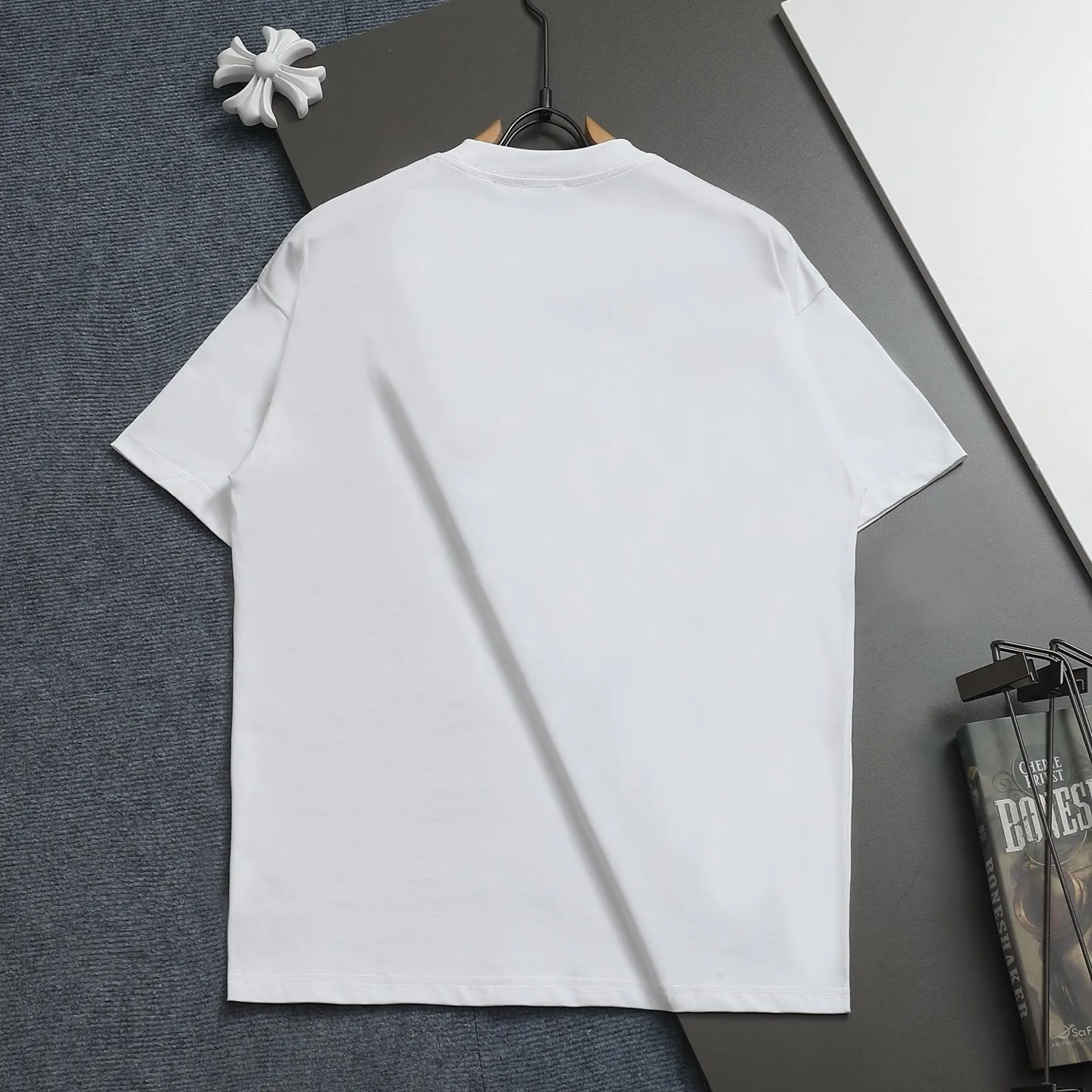 『XS-L』クルーネック シャリ感のある 肌触りの良い 薄手 半袖 Tシャツ