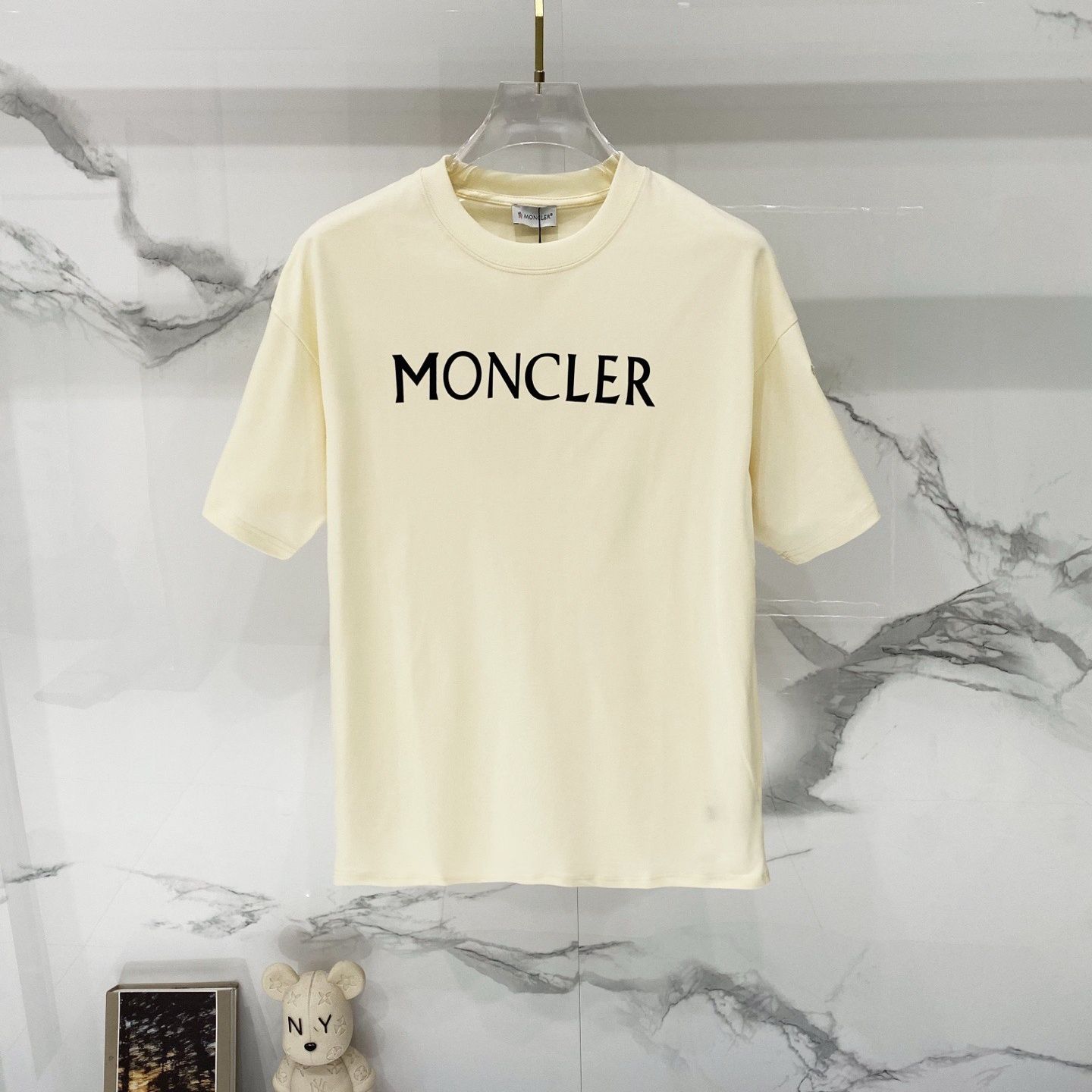 『XS-L』高品質の刺繍プリントが施された半袖Tシャツ カジュアルなラウンドネック、ゆったりとしたフィット感