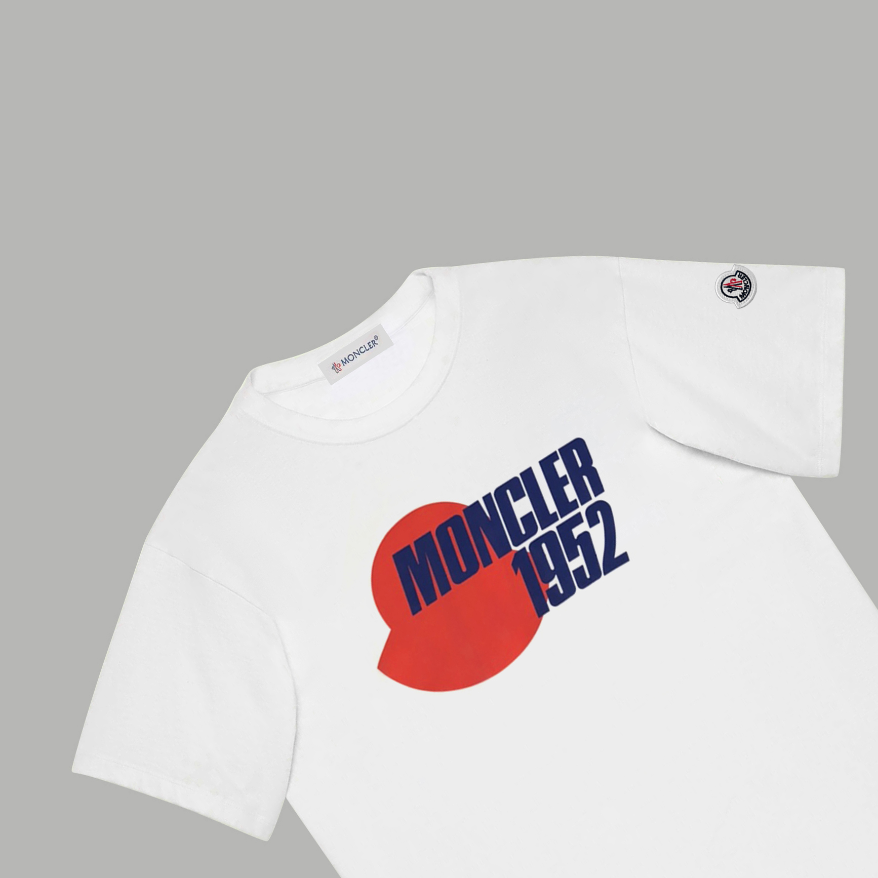 【Moncler 】（モンクレール）半袖Tシャツ 男女兼用、ご好評に付き再入荷！