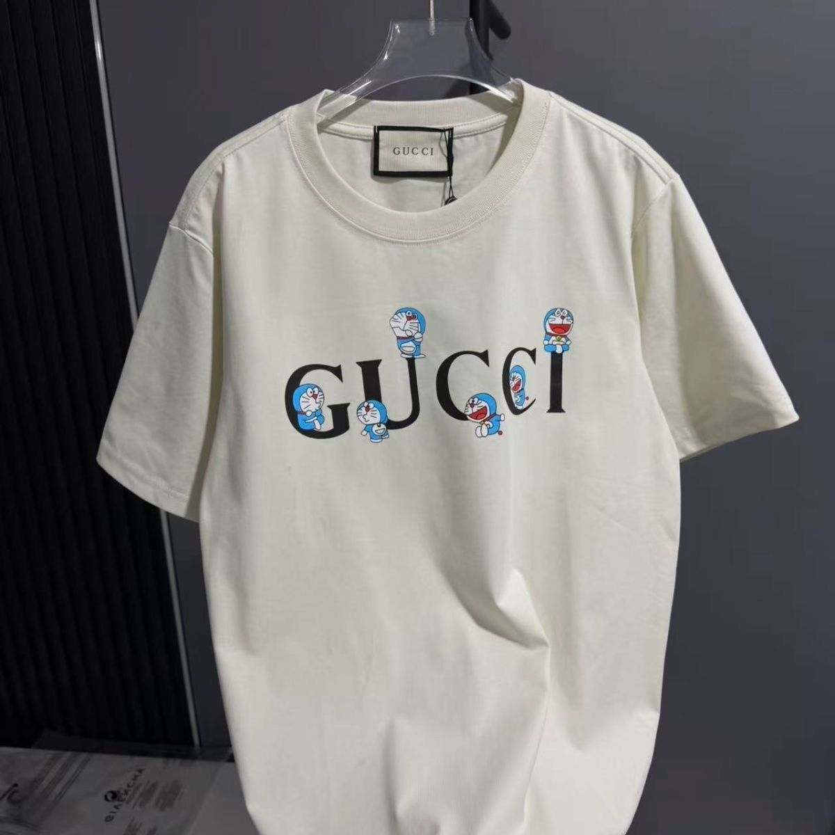 『S-2XL』高品質の半袖、軽量で高級感のある新しいトレンディなTシャツ