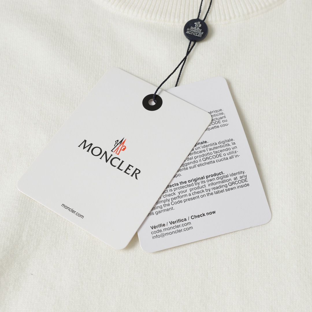【MONCLER公式 旗艦店】モンクレール セーター ご好評に付き再入荷！