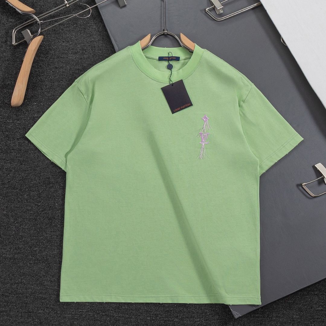 『S-XL』シンプルなカラフルな文字のタッセル刺繍入りラウンドネック半袖Tシャツ、ユニセックス