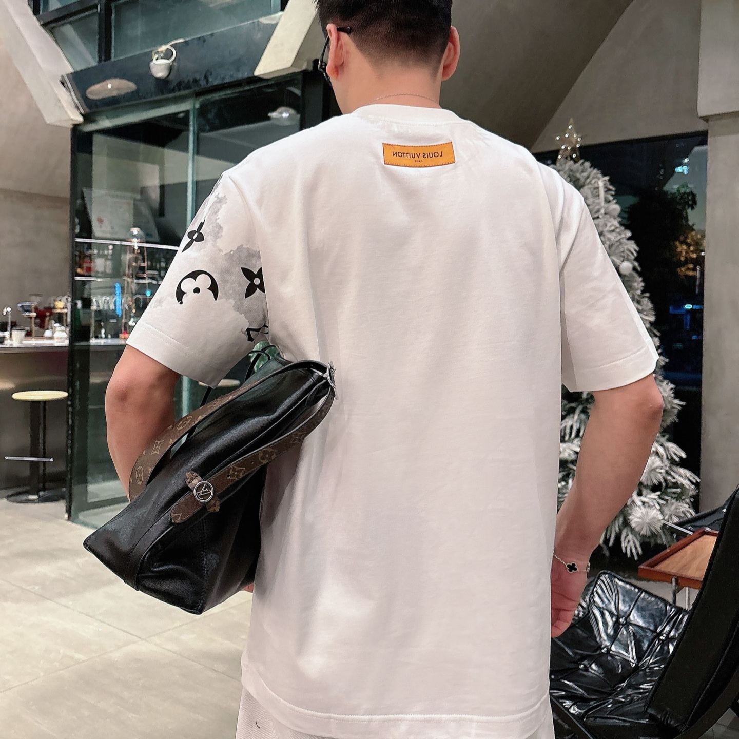 『M-3XL』上質な生地を使用した、スタイリッシュな夏用半袖トップス