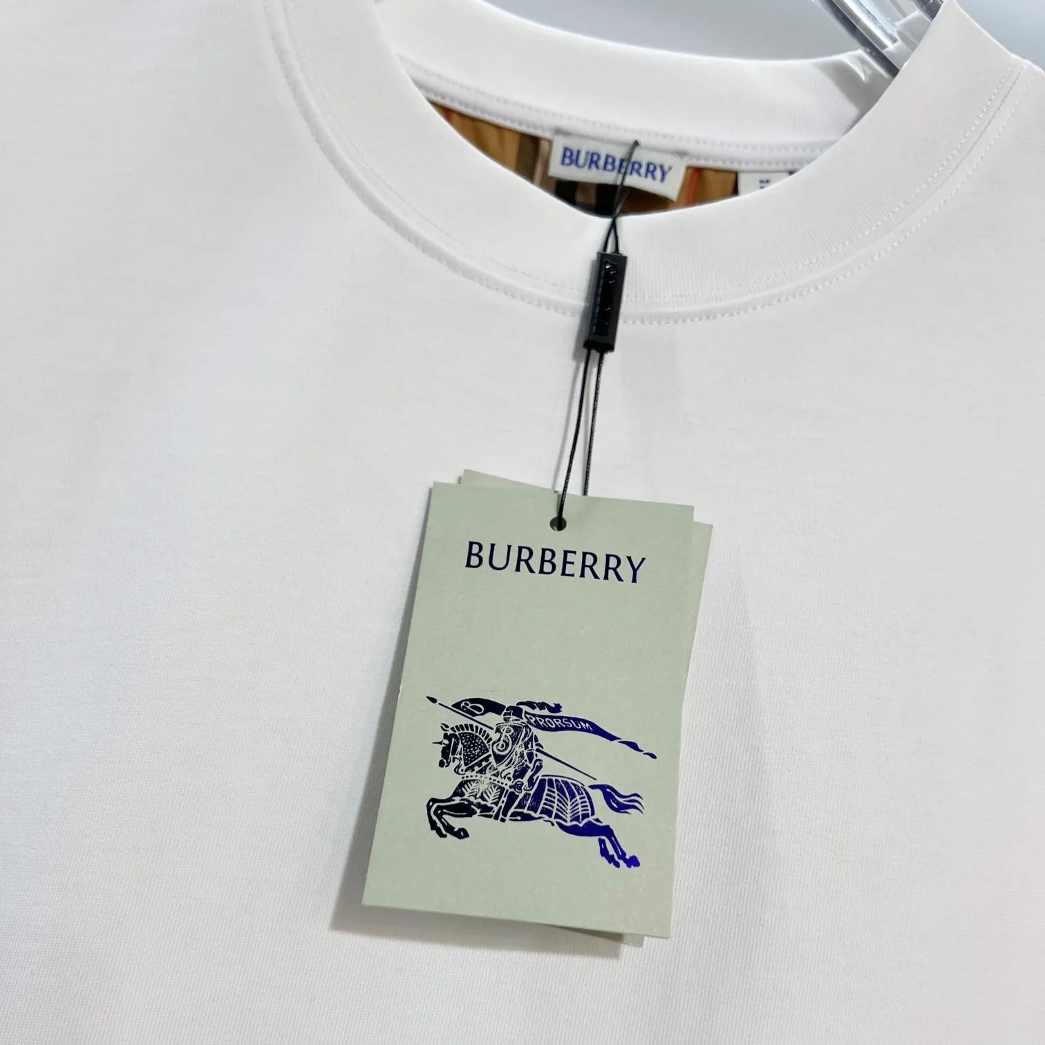 『S-XL』高級感のあるクルーネック半袖トップス カジュアルにも普段使いにも最適です