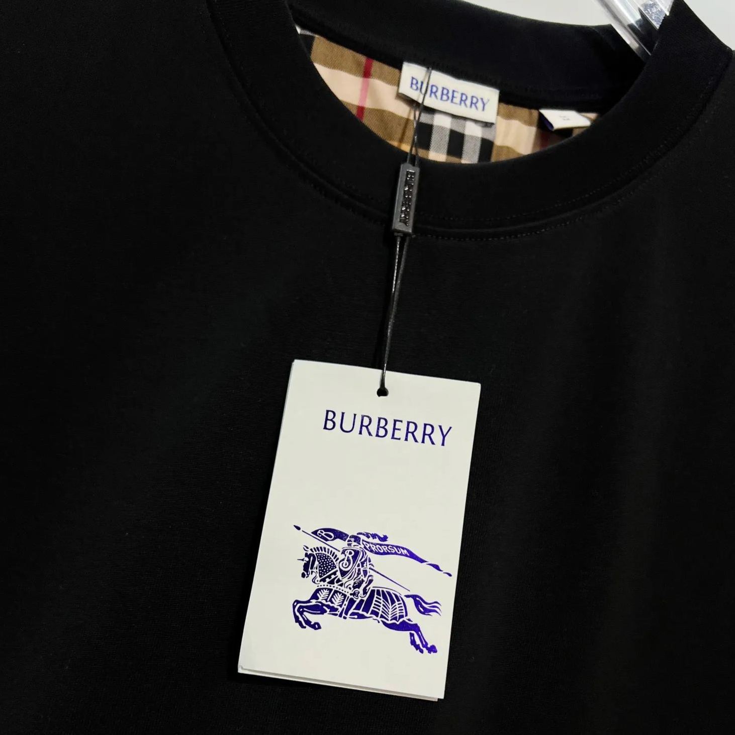 『S-XL』高級感のあるクルーネック半袖トップス カジュアルにも普段使いにも最適です
