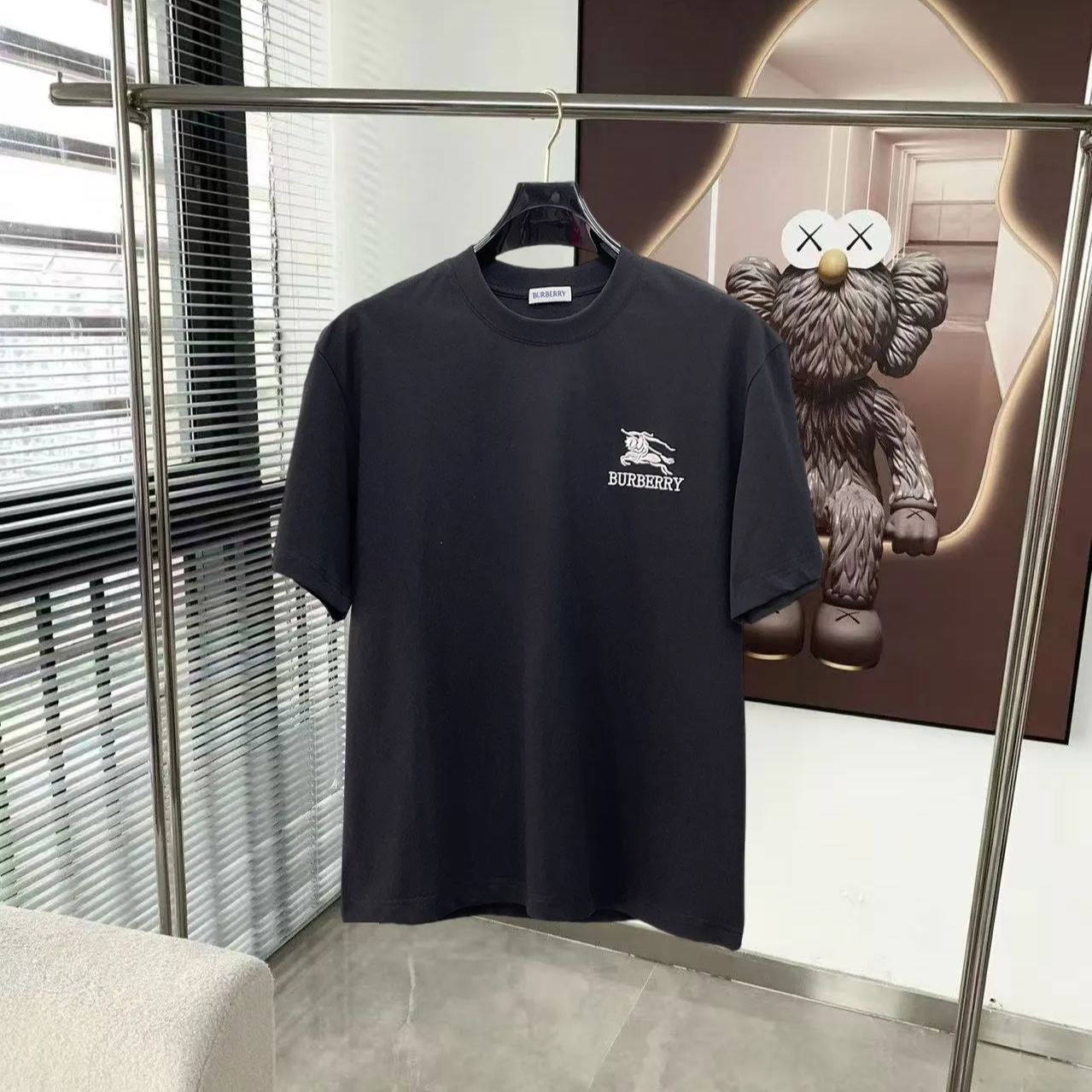『M-3XL』新入荷  精巧な職人技と半袖デザインが特徴のプレミアムクルーネックTシャツ