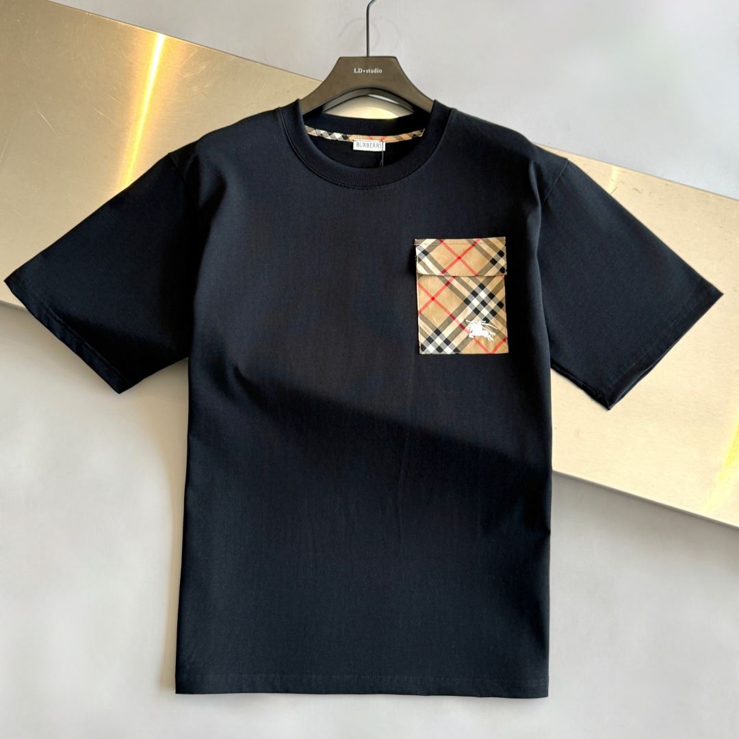 『S-XL』スタイリッシュなクルーネック半袖ルーズフィットメンズTシャツ