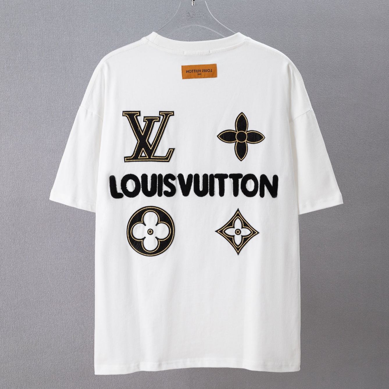 『S-XL』新作クラシック刺繍入りクルーネック半袖Tシャツ