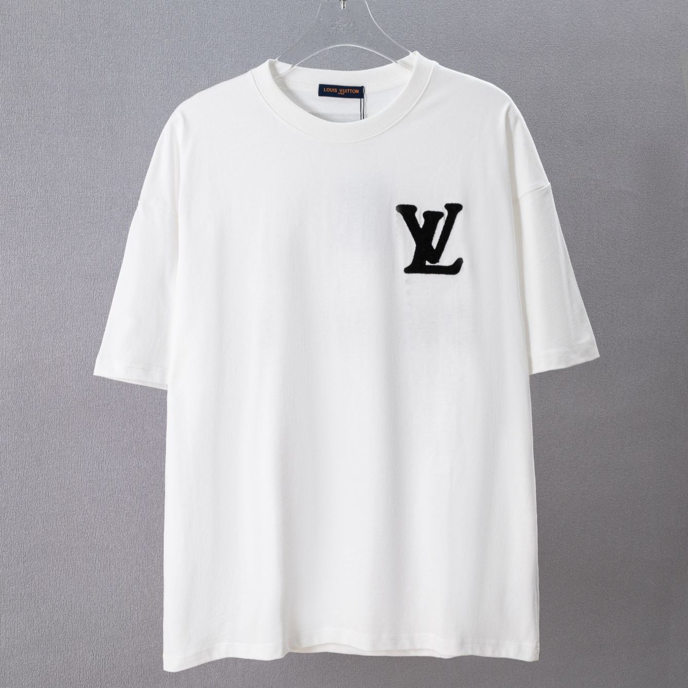 『S-XL』新作クラシック刺繍入りクルーネック半袖Tシャツ