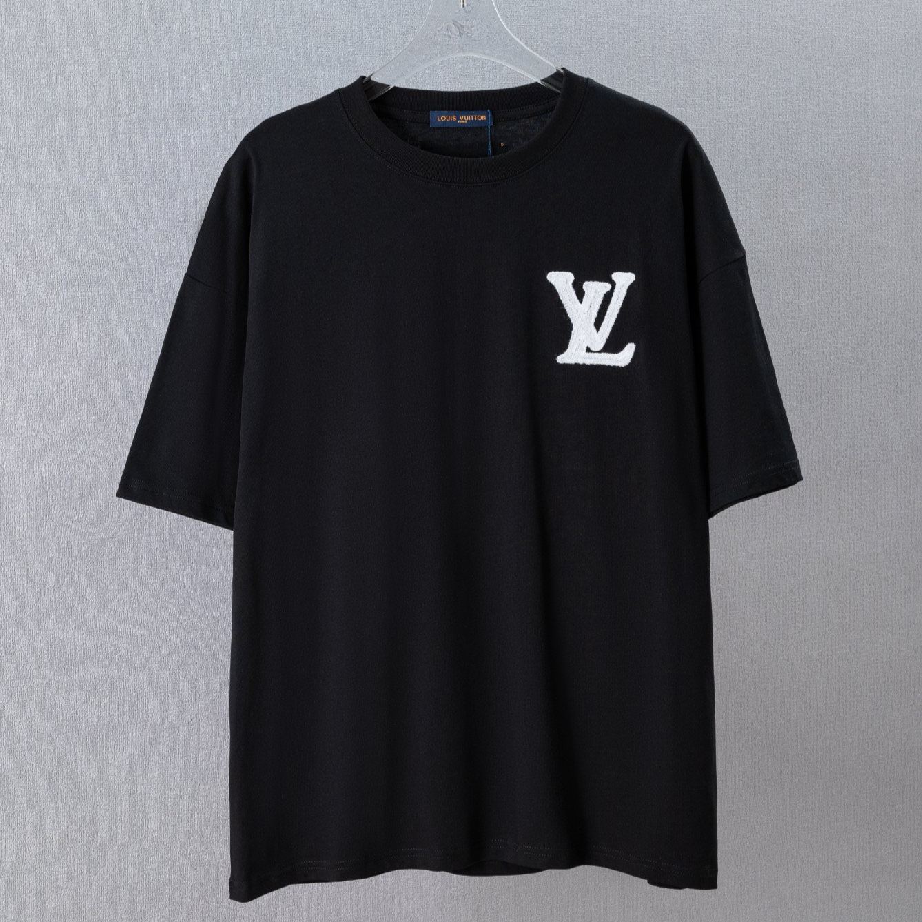 『S-XL』新作クラシック刺繍入りクルーネック半袖Tシャツ